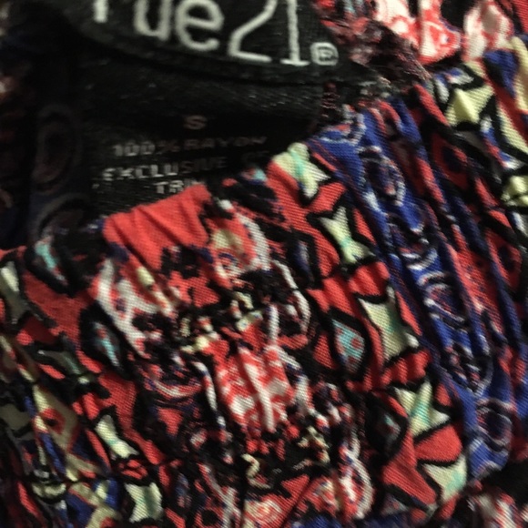 Fun print pants - Picture 2 of 2